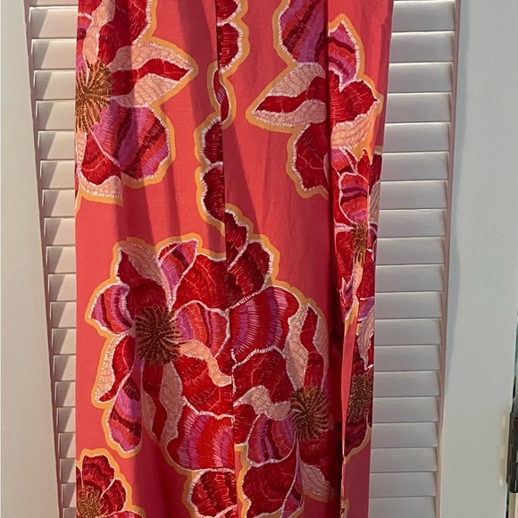 LOFT Fresh Guava Floral Linen-Blend Strappy Maxi Dress - Picture 4 of 4